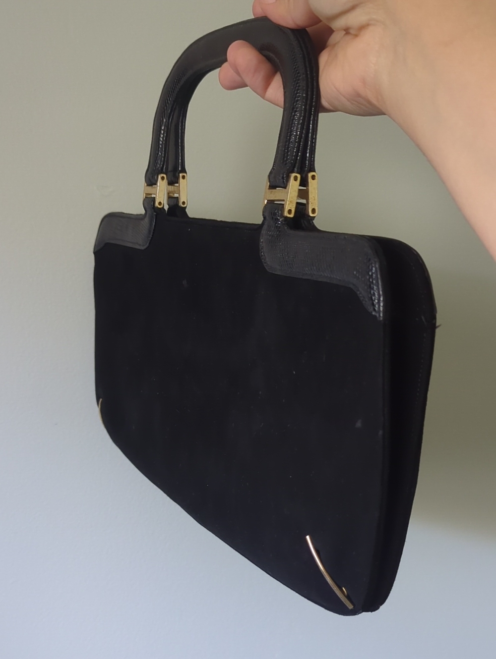 Saks Fifth Ave Vintage Black Handbag Gold Trim - Picture 10 of 11
